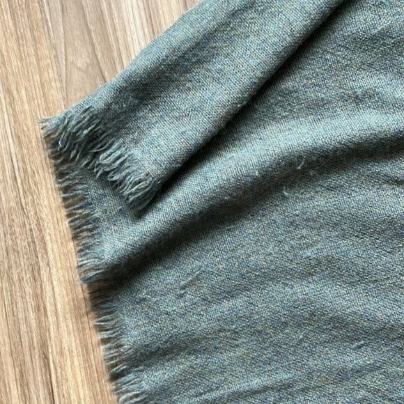 PURESt X Audemars Piguet Cashmere Scarf - Picture 4 of 7